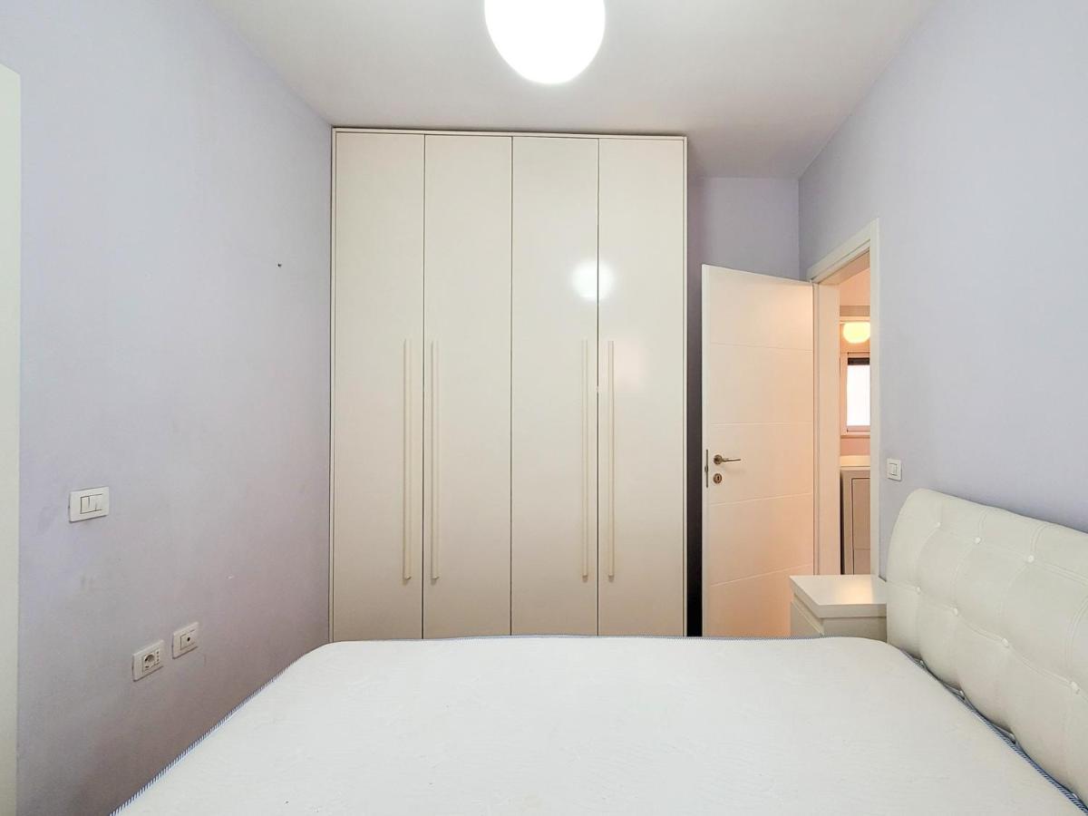 Quiet Apartment Near Tirana Lake Exterior foto